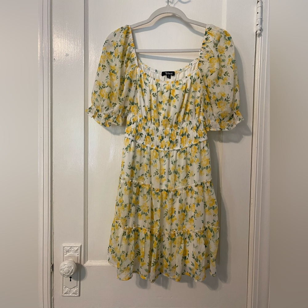 Floral tiered waist mini dress